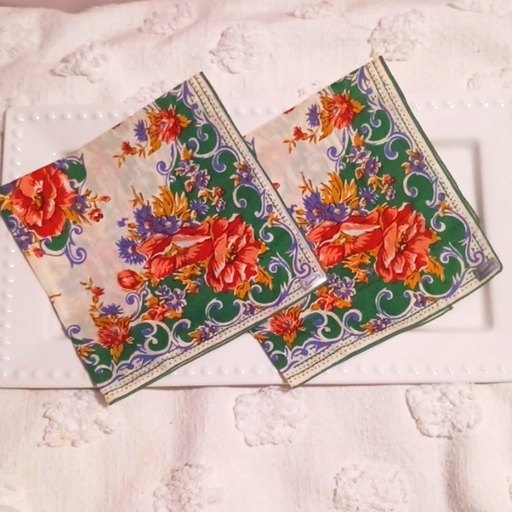 Vintage PERSONALITY PRINT floral handkerchief LOT OF 2
